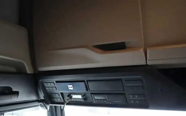 MAN TGX 18.510 / GX / MEGA / RETARDER / NAVI / LOW DECK 