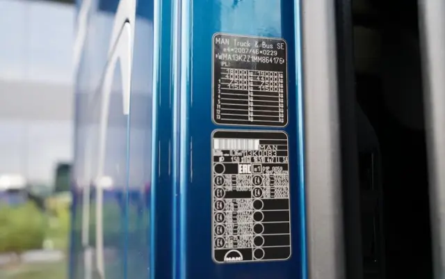 MAN TGX 18.510 / GX / MEGA / RETARDER / NAVI / LOW DECK 