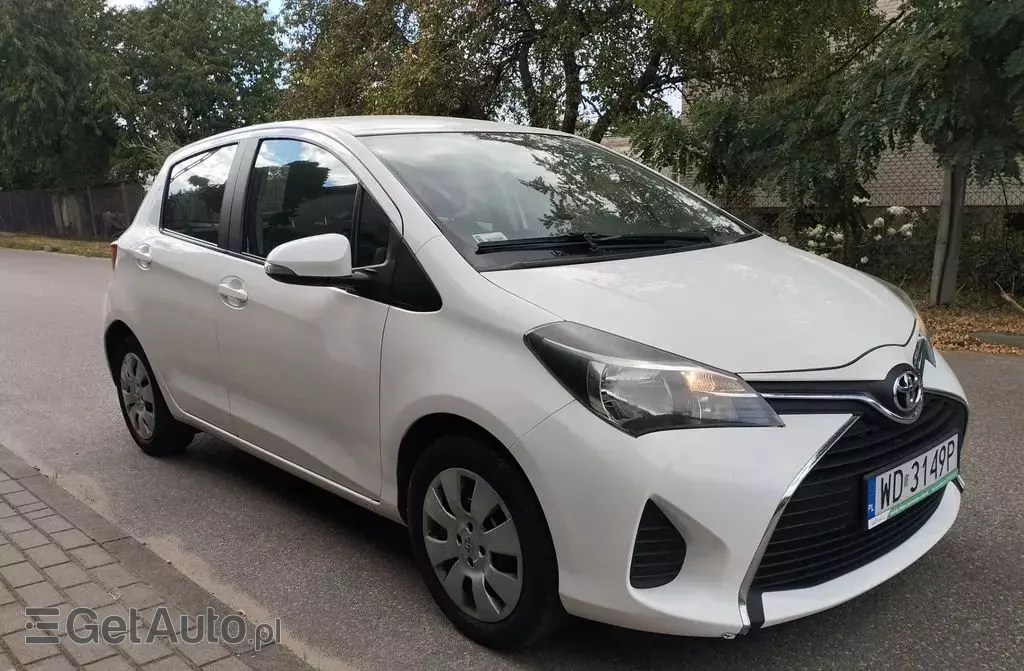 TOYOTA Yaris 
