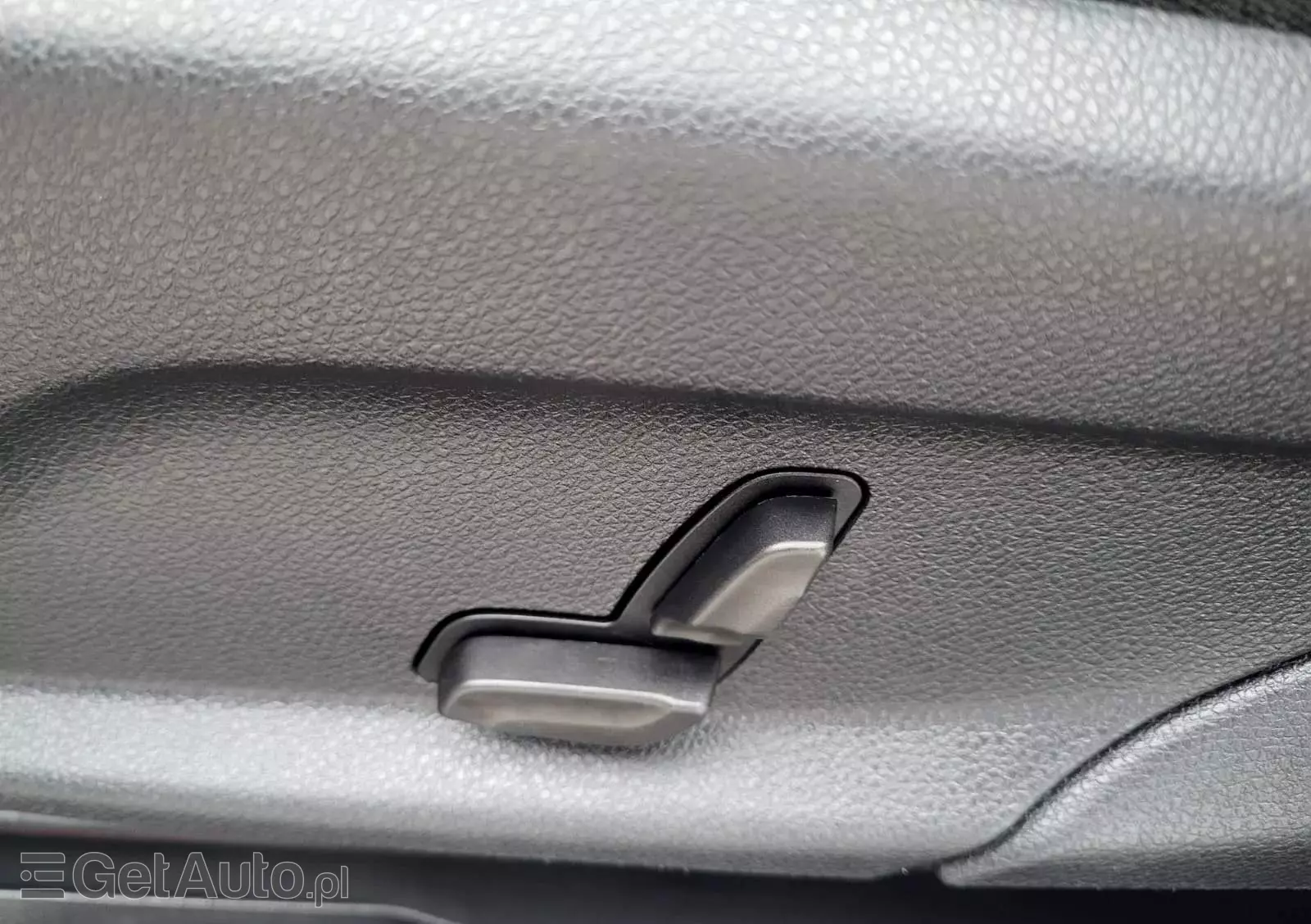 MERCEDES-BENZ GLC 220 d 4-Matic