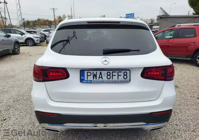 MERCEDES-BENZ GLC 220 d 4-Matic