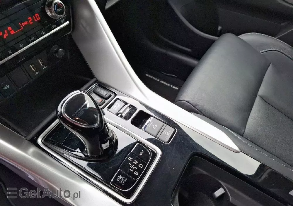 MITSUBISHI Eclipse Cross 