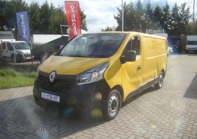 RENAULT TRAFIC 