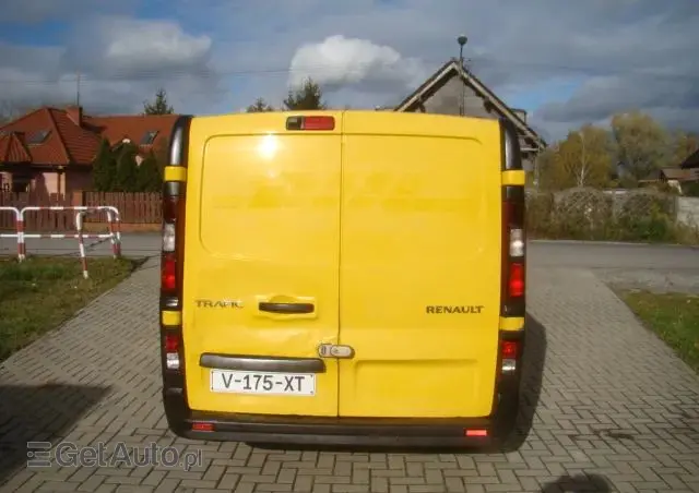 RENAULT TRAFIC 