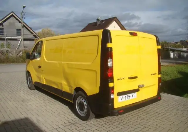 RENAULT TRAFIC 
