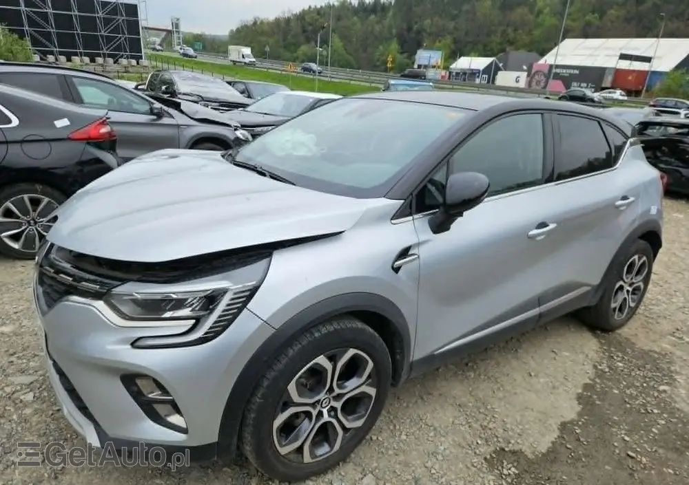 RENAULT Captur E-TECH Full 145 TECHNO FAST TRACK