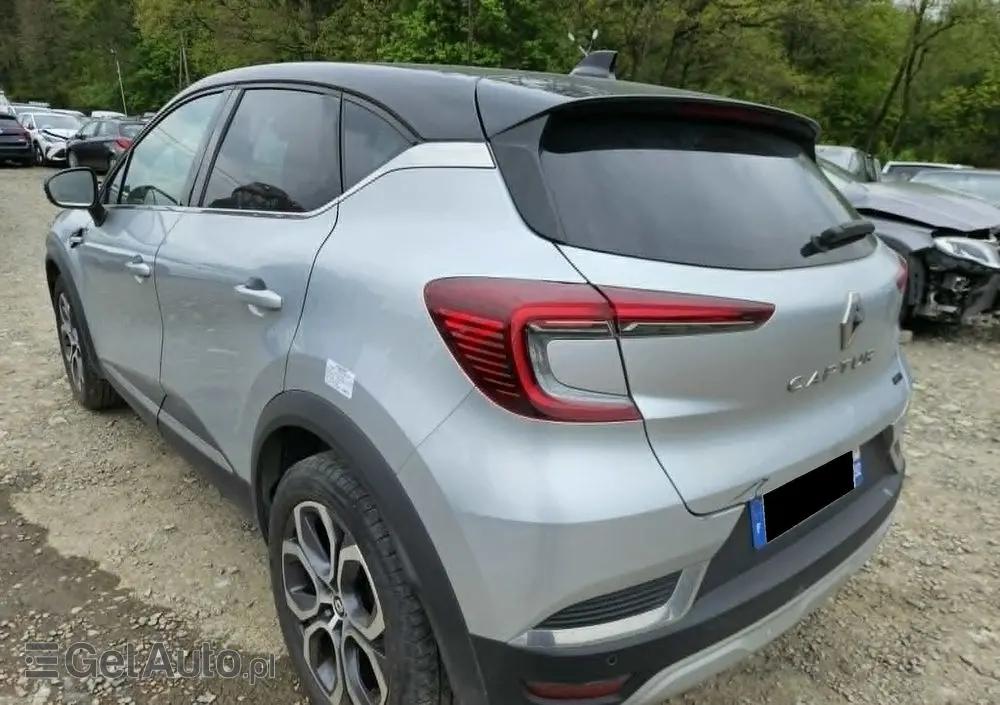 RENAULT Captur E-TECH Full 145 TECHNO FAST TRACK