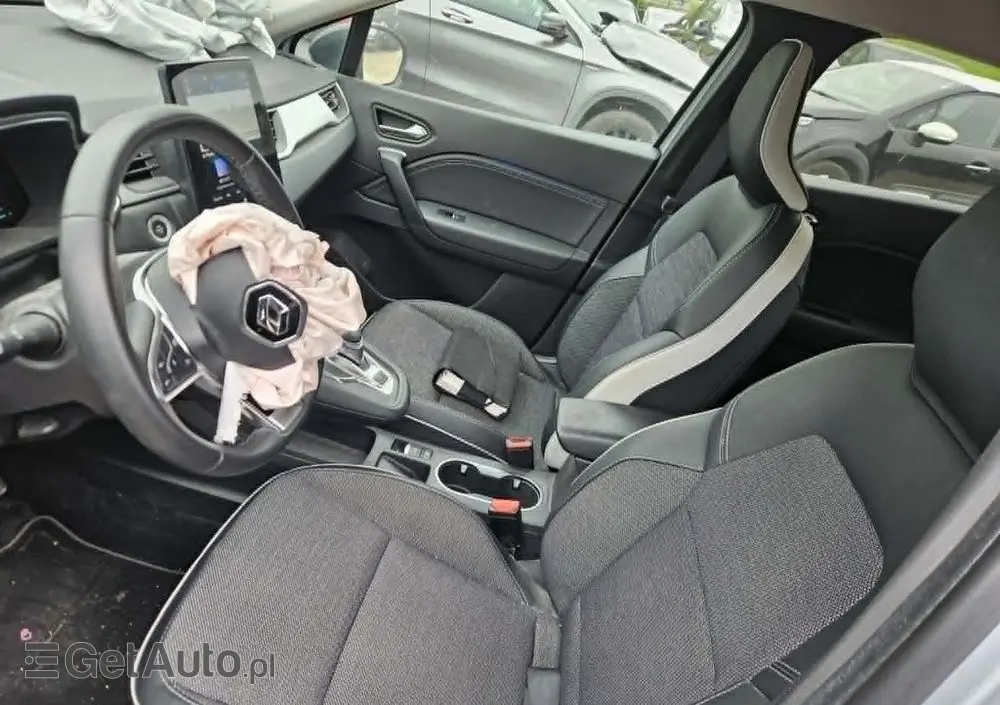 RENAULT Captur E-TECH Full 145 TECHNO FAST TRACK