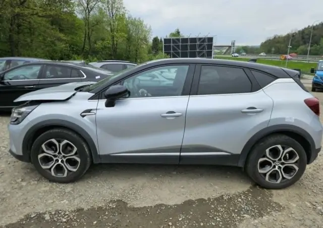 RENAULT Captur E-TECH Full 145 TECHNO FAST TRACK