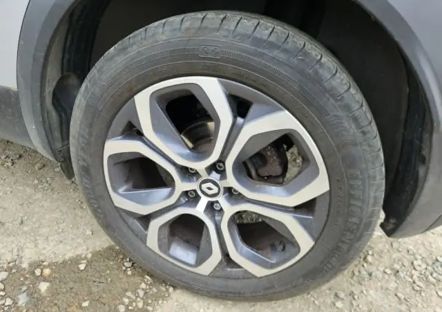 RENAULT Captur E-TECH Full 145 TECHNO FAST TRACK