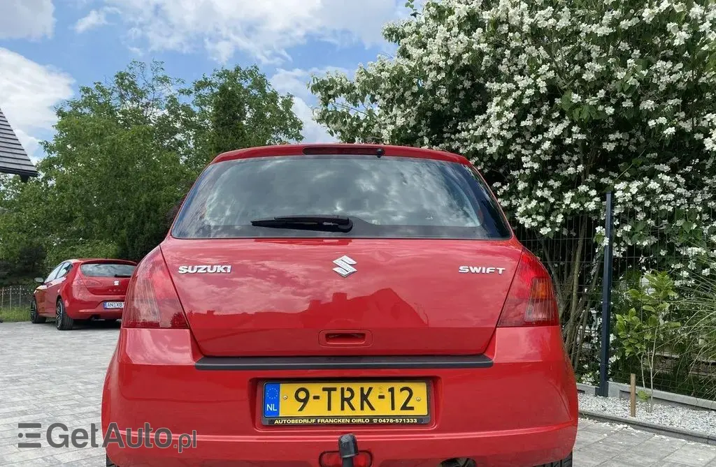 SUZUKI Swift 