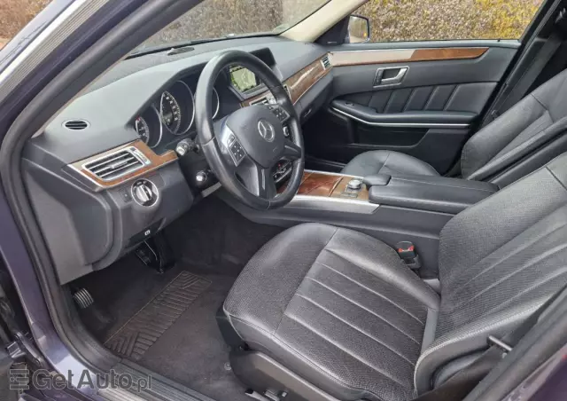 MERCEDES-BENZ Klasa E 