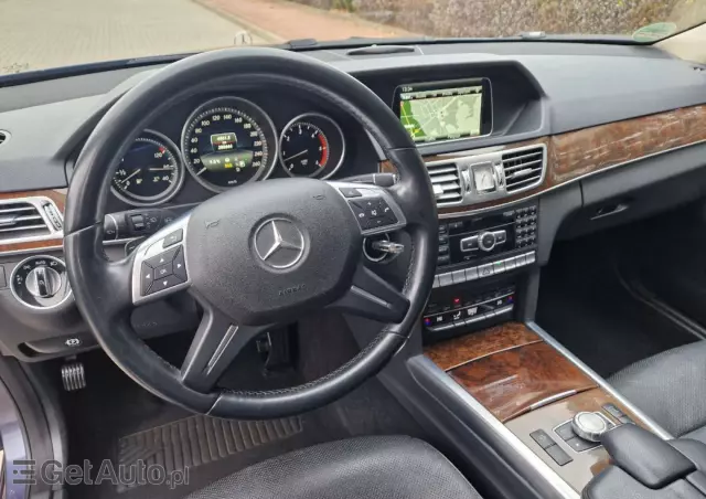 MERCEDES-BENZ Klasa E 