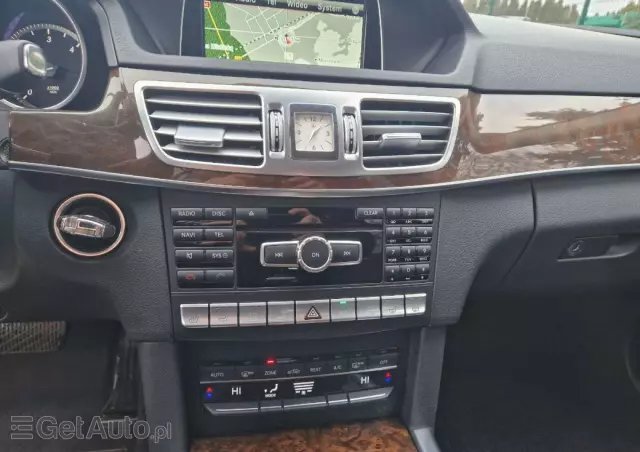 MERCEDES-BENZ Klasa E 