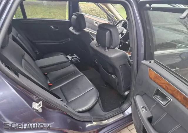 MERCEDES-BENZ Klasa E 