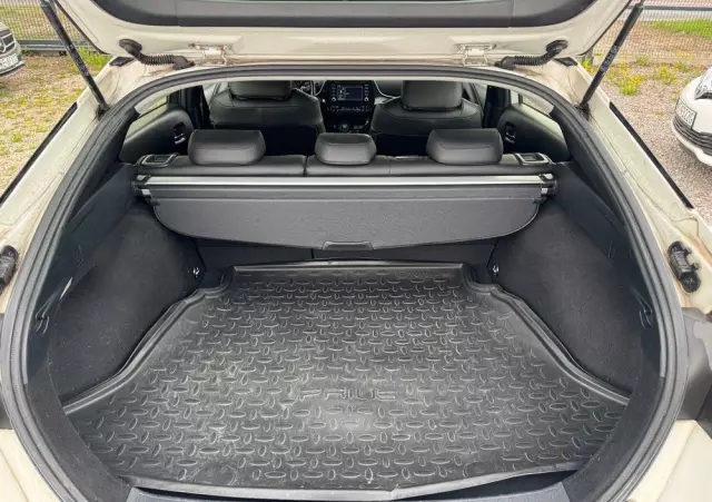 TOYOTA Prius 1.8 Hybrid Prestige