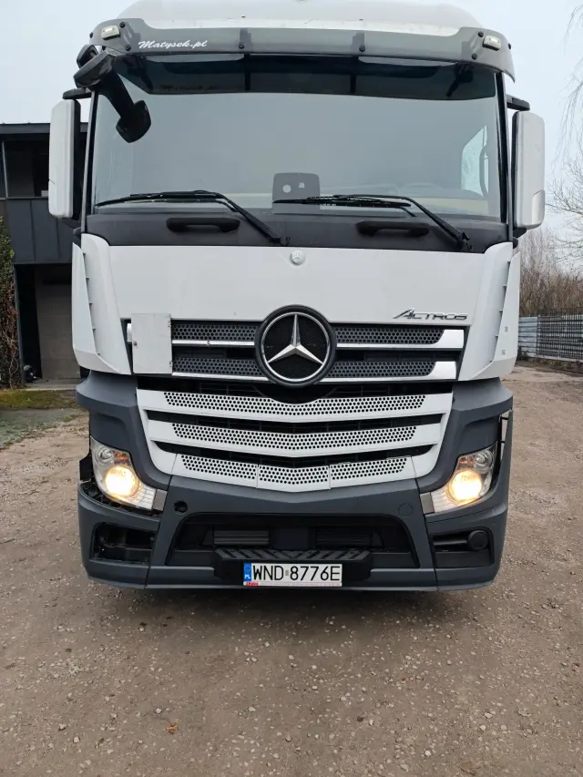 MERCEDES-BENZ Actros 