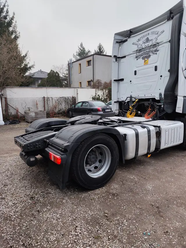 MERCEDES-BENZ Actros 