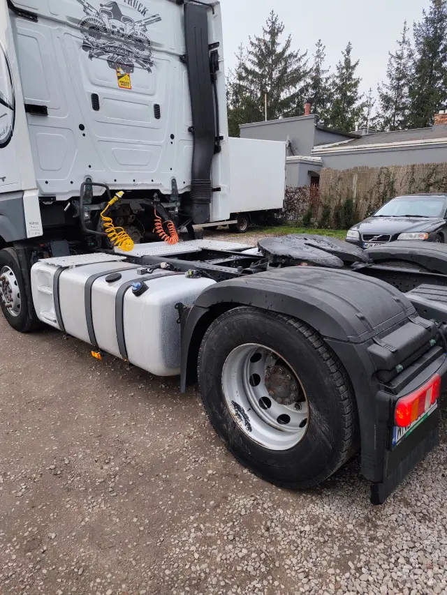 MERCEDES-BENZ Actros 