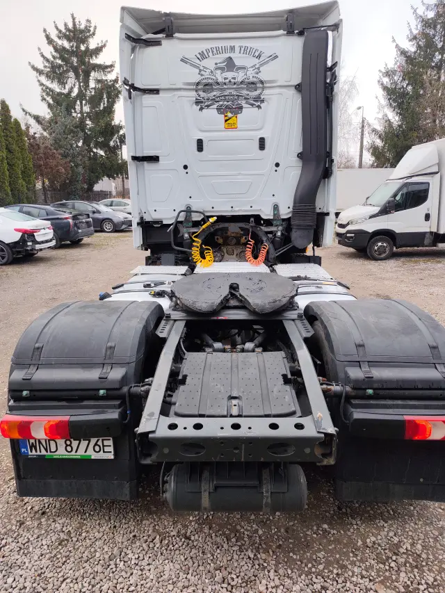 MERCEDES-BENZ Actros 