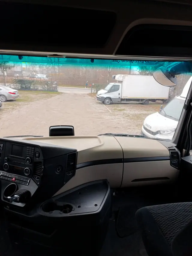 MERCEDES-BENZ Actros 