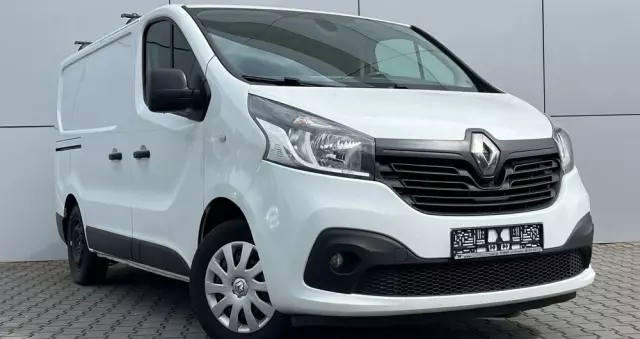 RENAULT Trafic 