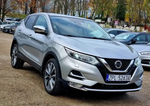 NISSAN Qashqai 1.6 DCi Tekna+ Xtronic