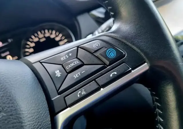 NISSAN Qashqai 1.6 DCi Tekna+ Xtronic