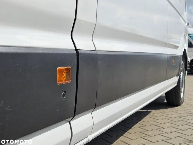 VOLKSWAGEN Crafter L
