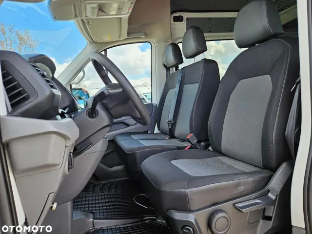 VOLKSWAGEN Crafter L