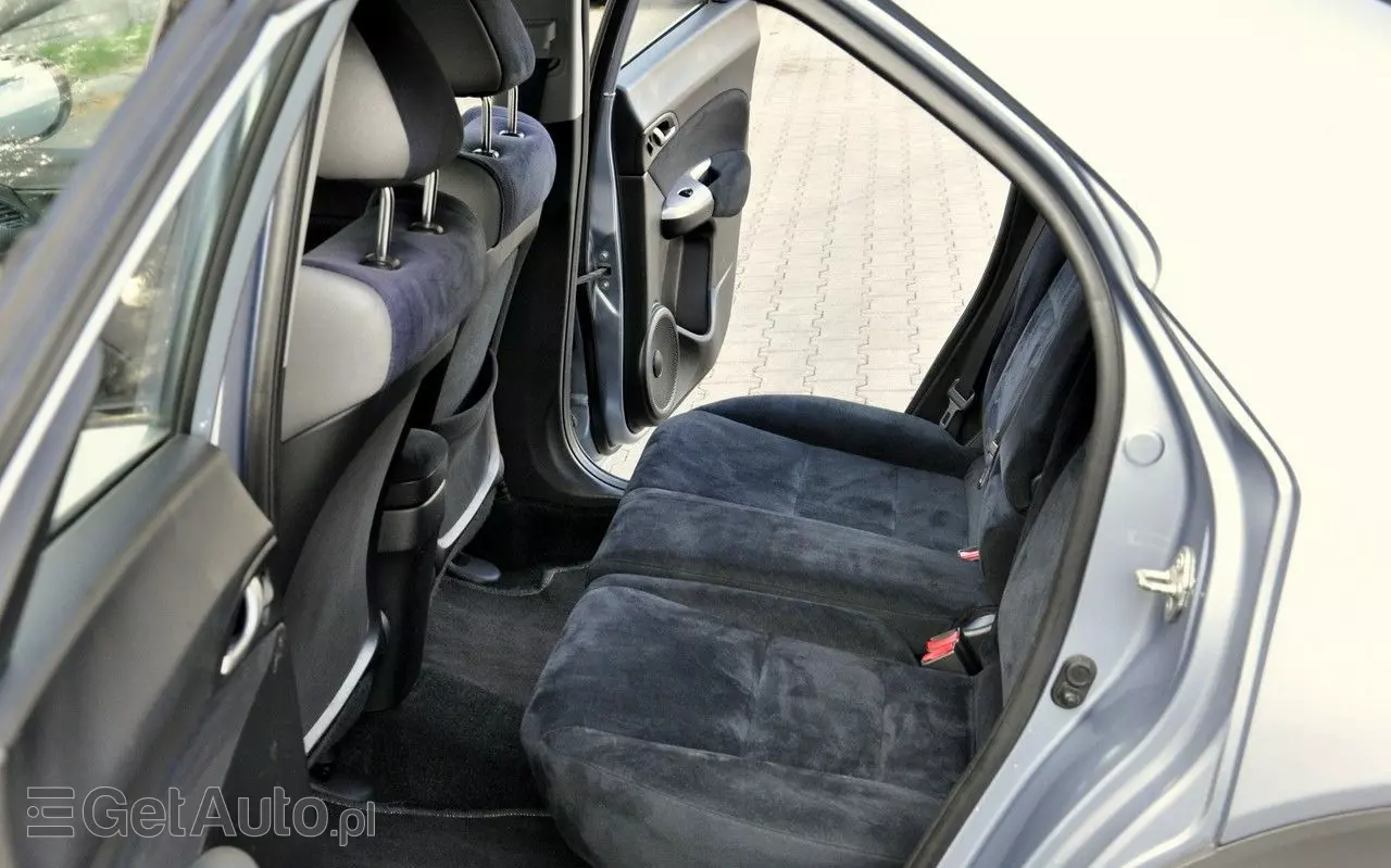 HONDA Civic 1.8i-VTEC Sport