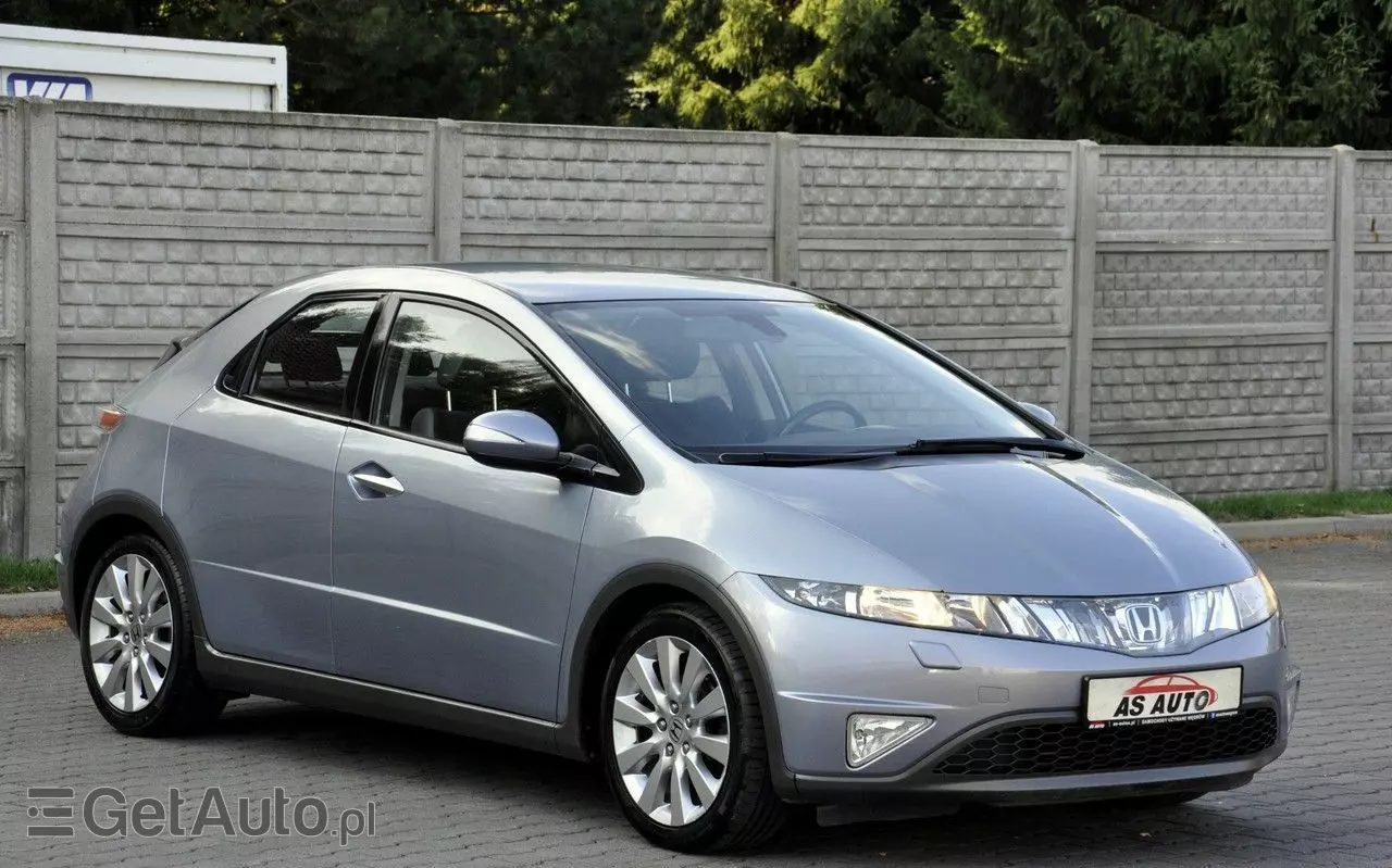 HONDA Civic 1.8i-VTEC Sport