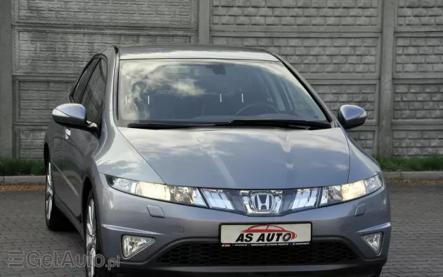 HONDA Civic 1.8i-VTEC Sport