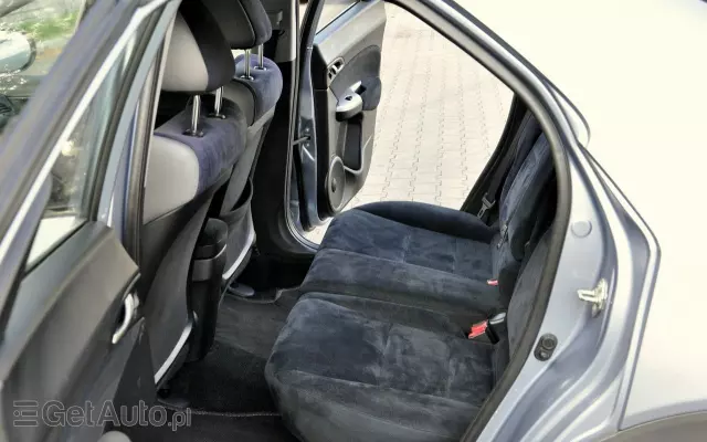 HONDA Civic 1.8i-VTEC Sport