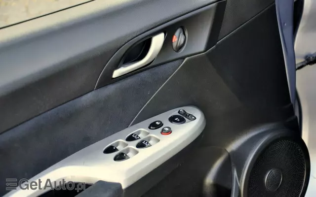 HONDA Civic 1.8i-VTEC Sport