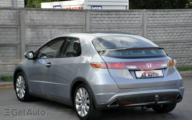 HONDA Civic 1.8i-VTEC Sport