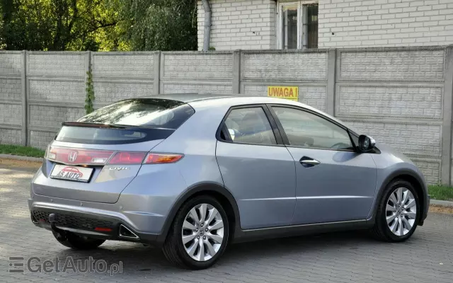 HONDA Civic 1.8i-VTEC Sport