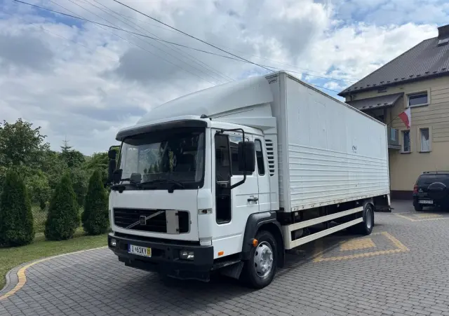 VOLVO FL6L 