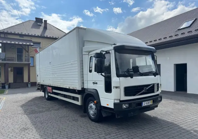 VOLVO FL6L 