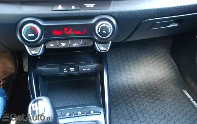 KIA Stonic 1.6 CRDi Vision