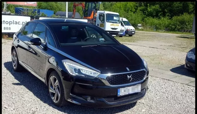 DS 5 