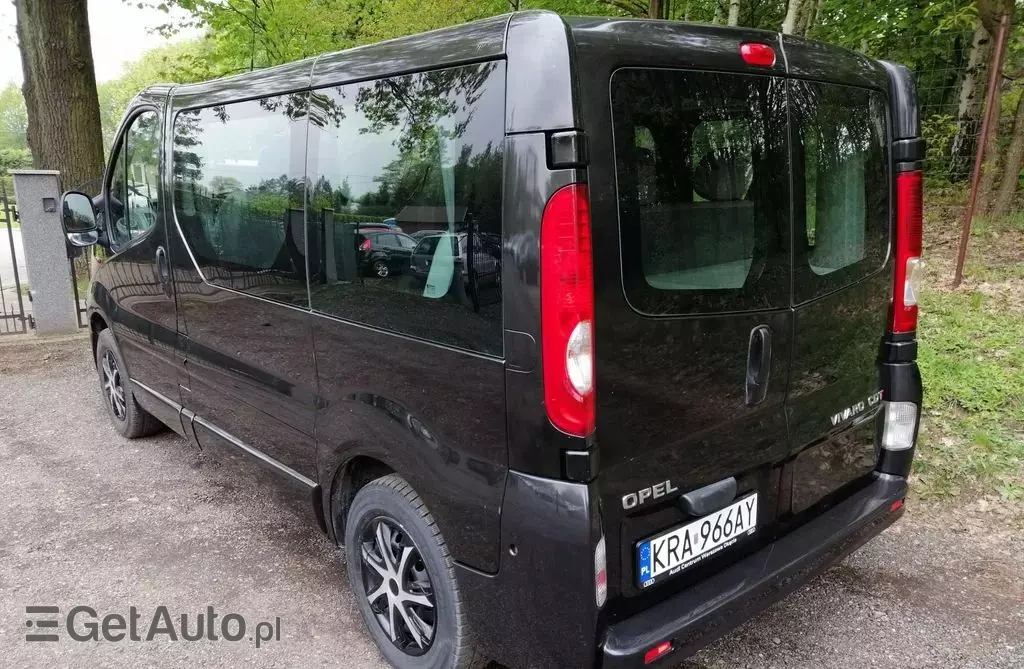 OPEL Vivaro 