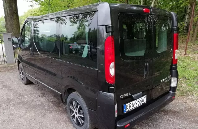 OPEL Vivaro 