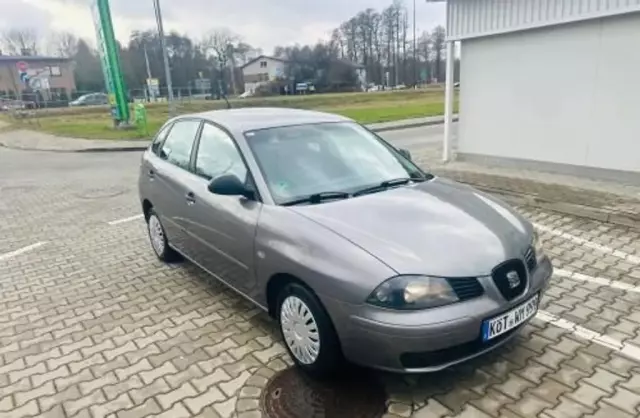 SEAT Ibiza 
