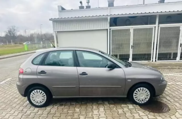 SEAT Ibiza 