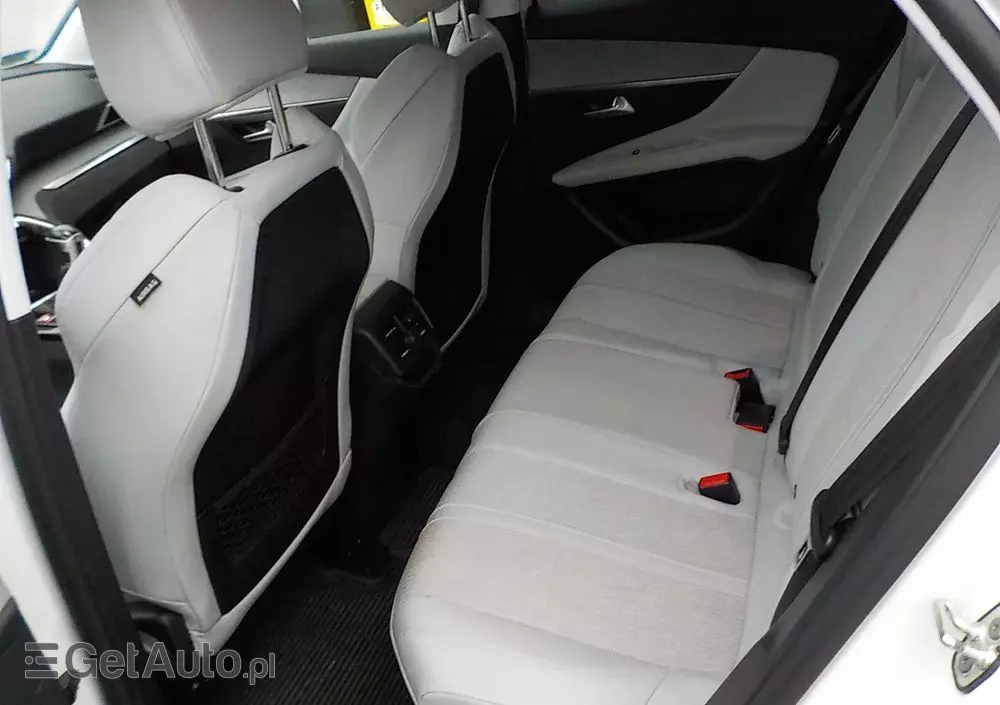 PEUGEOT 3008 1.2 PureTech GPF Allure S&S