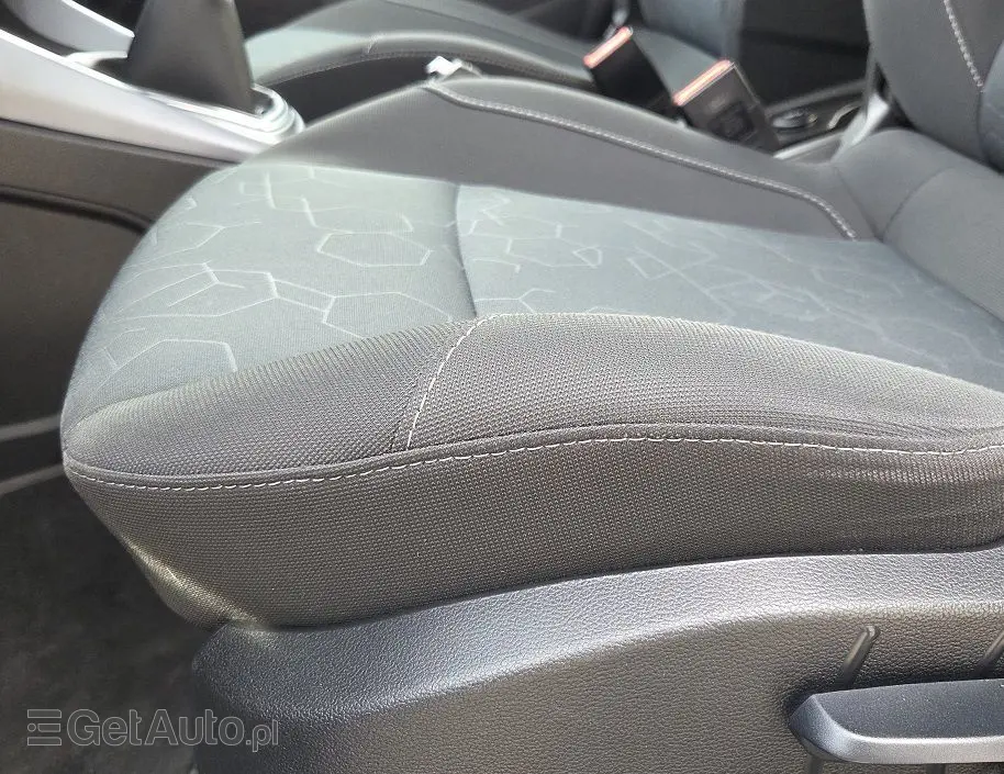 FORD B-MAX 1.4 SYNC Edition