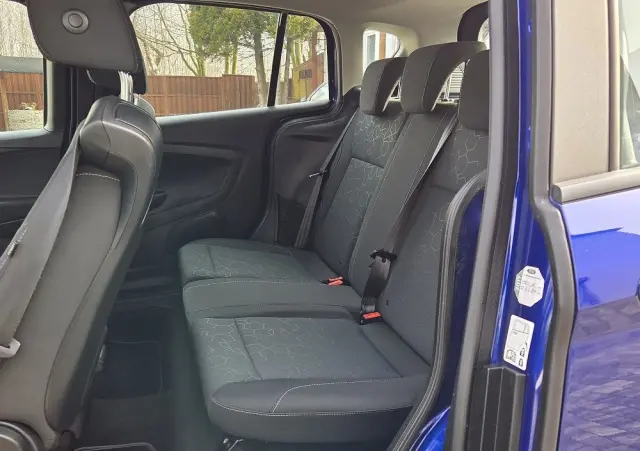 FORD B-MAX 1.4 SYNC Edition