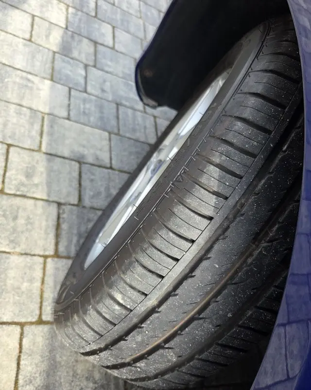 FORD B-MAX 1.4 SYNC Edition