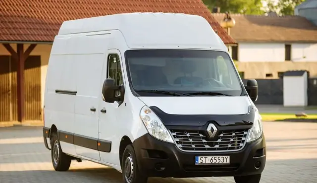 RENAULT Master 
